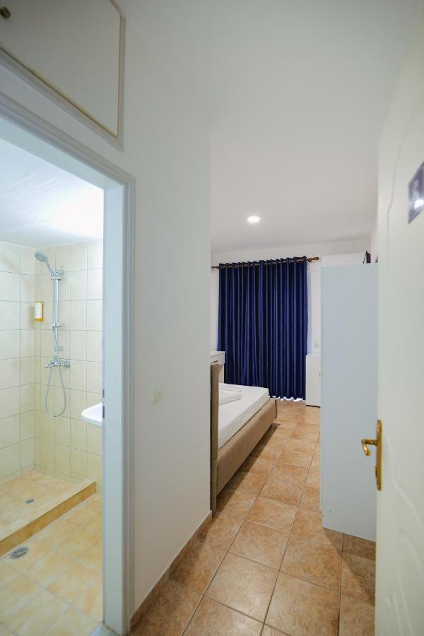 Mema Rooms Himare Ngoại thất bức ảnh