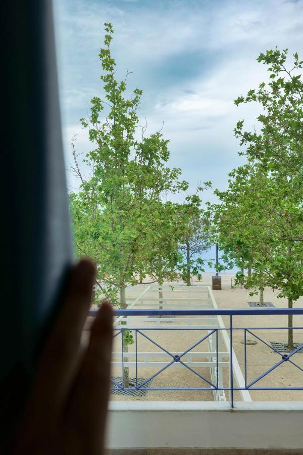 Mema Rooms Himare Ngoại thất bức ảnh