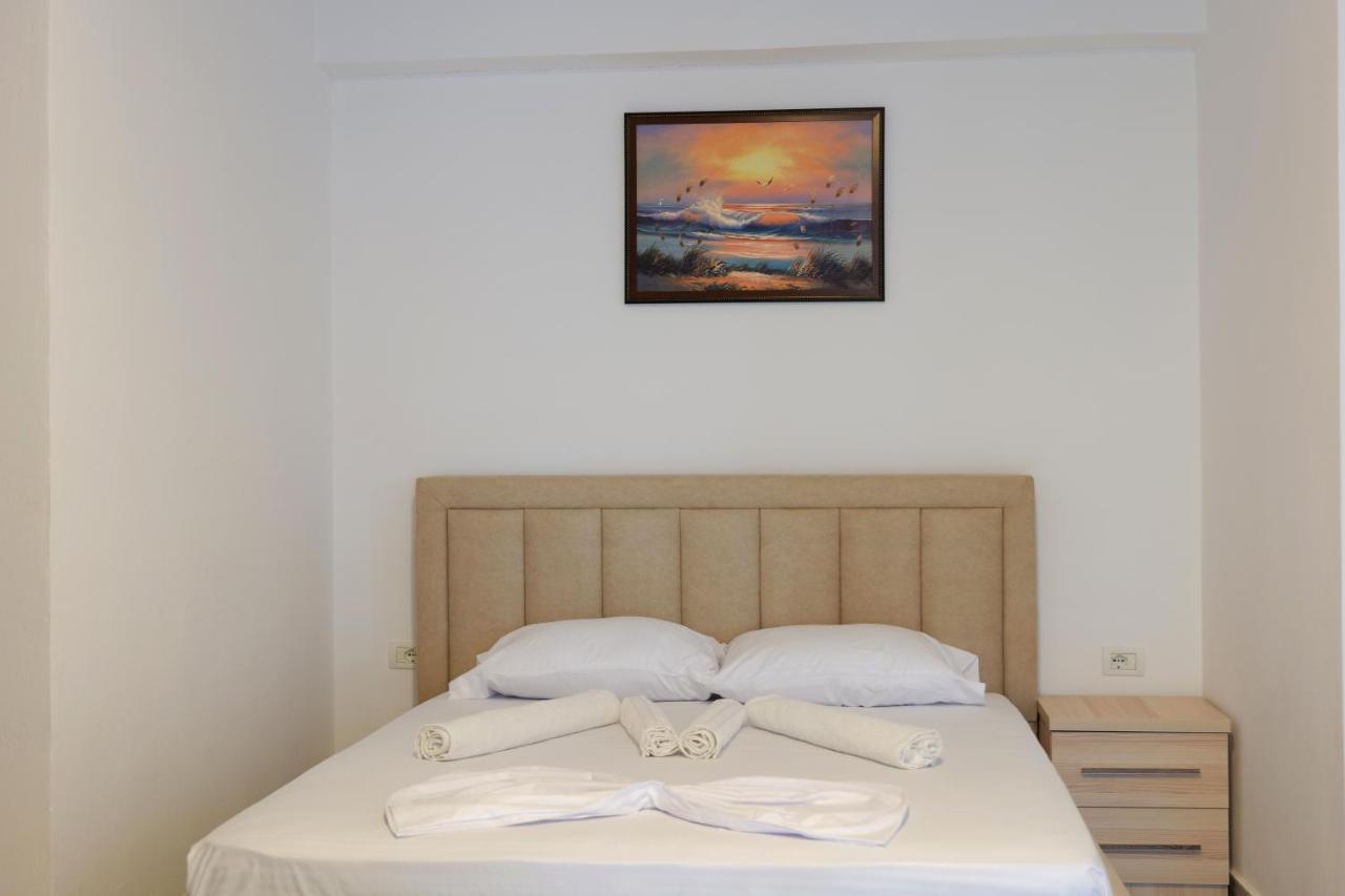Mema Rooms Himare Ngoại thất bức ảnh
