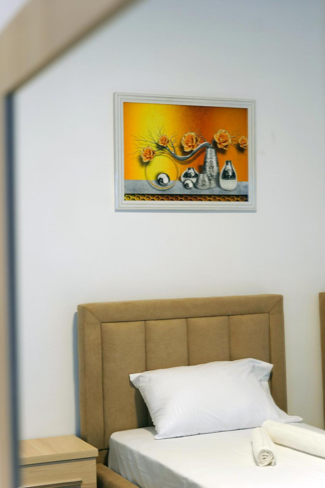 Mema Rooms Himare Ngoại thất bức ảnh