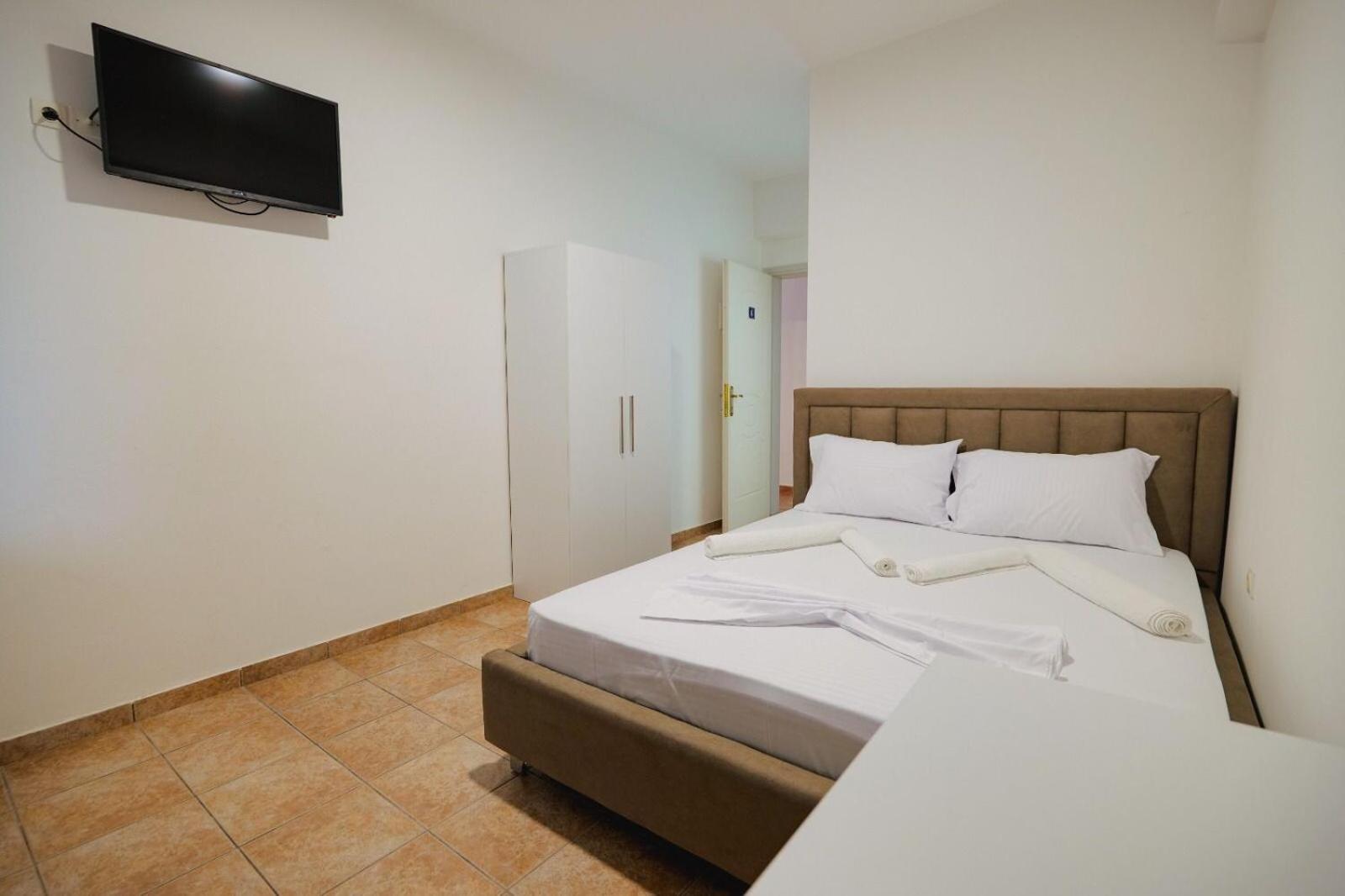 Mema Rooms Himare Ngoại thất bức ảnh